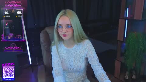 Snapshot of exxxcore_ chatting on September 24, 4:16 am exxxcore_ online show from September 24, 4:16 am