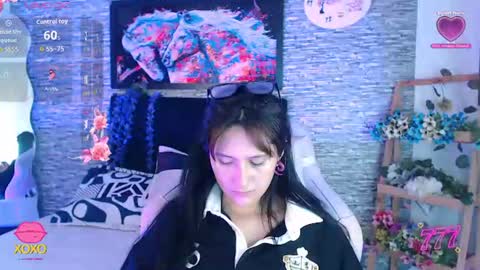 eyes moon online show from June 19, 11:58 am