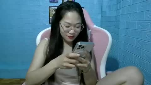 Snapshot of eyewet chatting on June 8, 1:33 pm Eye online show from June 8, 1:33 pm