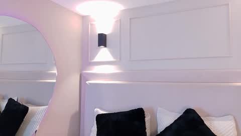 Snapshot of eymicooper chatting on November 8, 7:45 pm eymicooper online show from November 8, 7:45 pm