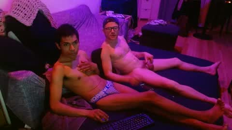 ezdavidluis online show from May 8, 7:25 am