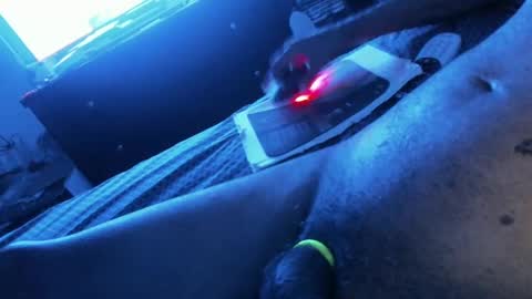 Snapshot of ezeddie2015 chatting on December 31, 1:15 am ezeddie2015 online show from December 31, 1:15 am