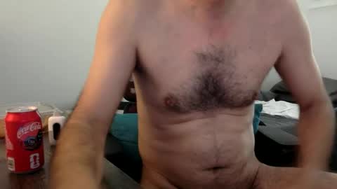 ezjorider33 online show from May 31, 7:37 pm