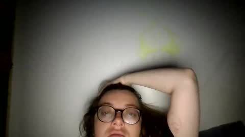 Aimee online show from May 13, 8:01 am