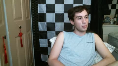 Ezra Naamah online show from February 19, 8:41 pm