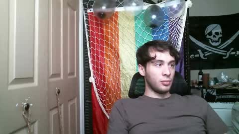 Ezra Naamah online show from April 5, 10:07 pm