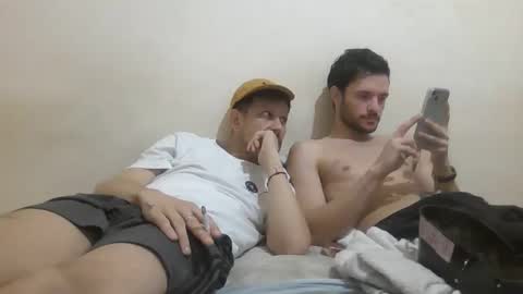 ezzcunha online show from May 4, 1:45 am