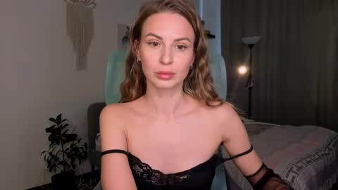  if you dont have fansly account yet use this link to registration    online show from February 21, 11:55 am