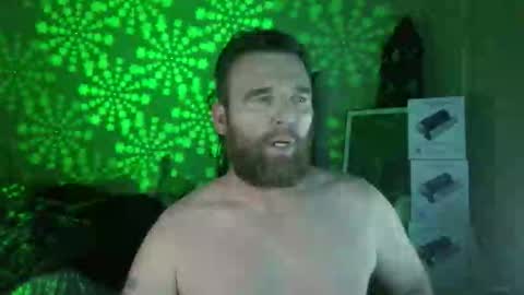 F33l Good online show from March 21, 3:11 am