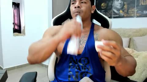 Fabian arango online show from February 26, 7:57 pm