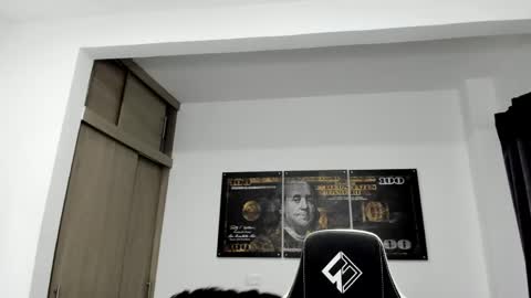 Snapshot of fabian_arango chatting on May 26, 11:17 am Fabian arango online show from May 26, 11:17 am