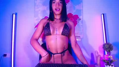 Snapshot of fabian_sexylatinox chatting on December 17, 4:01 am o online show from December 17, 4:01 am