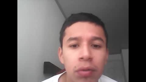 R online show from January 6, 3:05 pm