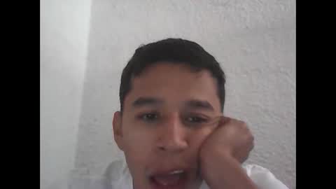 R online show from April 23, 5:15 pm