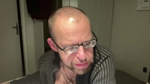 fabiothick online show from October 18, 11:27 pm