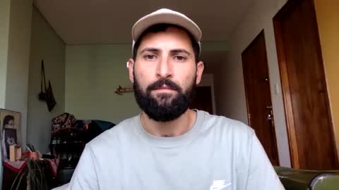 Snapshot of fabrizzio02 chatting on June 3, 12:52 pm Fabrizzio online show from June 3, 12:52 pm