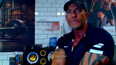 Snapshot of fabxxxl chatting on March 1, 3:49 pm fabxxxl online show from March 1, 3:49 pm