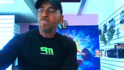 Snapshot of fabxxxl chatting on October 4, 11:41 am fabxxxl online show from October 4, 11:41 am