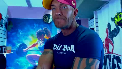 Snapshot of fabxxxl chatting on October 23, 7:29 am fabxxxl online show from October 23, 7:29 am