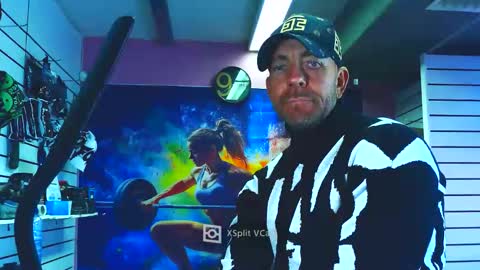 fabxxxl online show from March 11, 8:20 am