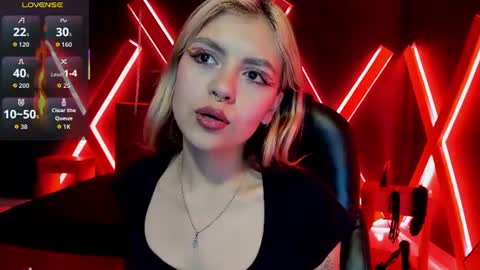 Snapshot of fabzy_fab chatting on June 30, 12:39 pm fabzy online show from June 30, 12:39 pm