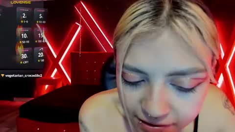 Snapshot of fabzy_fab chatting on July 10, 1:25 pm fabzy online show from July 10, 1:25 pm