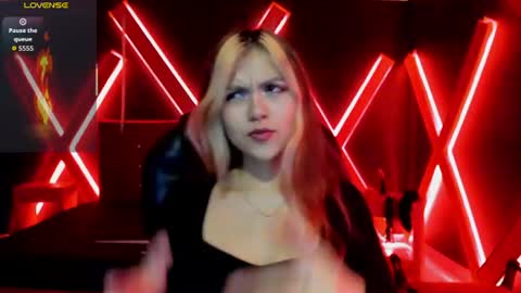 Snapshot of fabzy_fab chatting on July 17, 11:50 am fabzy online show from July 17, 11:50 am