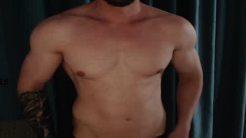 facelessmuscle online show from July 22, 9:50 pm