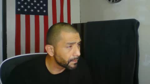 Mark online show from April 14, 10:21 am