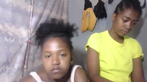 faiqua95 online show from March 21, 7:24 am