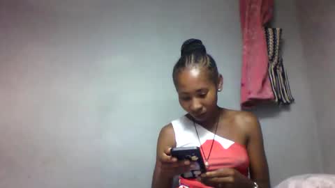 faiqua95 online show from April 7, 1:55 pm