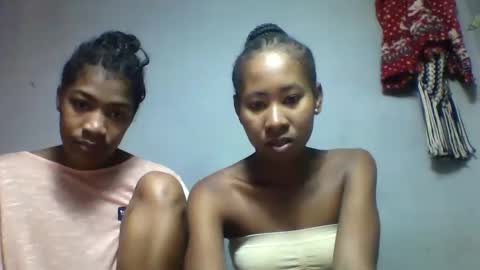 faiqua95 online show from April 9, 8:31 am