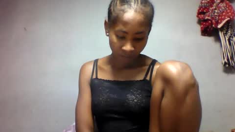 faiqua95 online show from April 10, 9:58 am