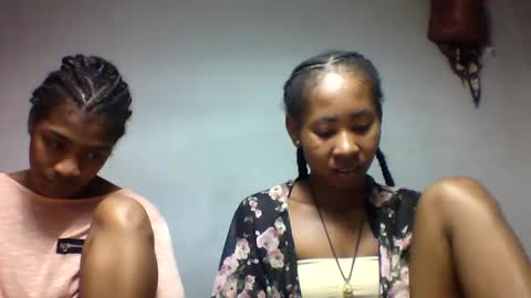 faiqua95 online show from April 15, 12:12 pm