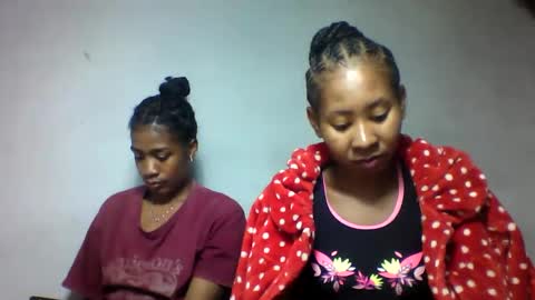 faiqua95 online show from May 12, 8:06 pm
