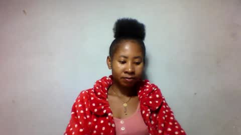 faiqua95 online show from May 23, 2:06 am
