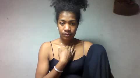 faiqua95 online show from May 26, 10:50 pm