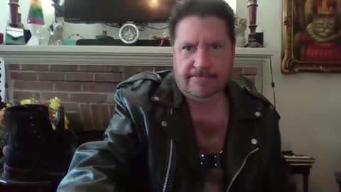 Snapshot of fairmount31 chatting on April 24, 11:34 am fairmount31 online show from April 24, 11:34 am