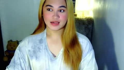 call me shanaia online show from April 4, 1:15 am