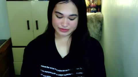 Snapshot of fairy_cuddle chatting on April 23, 7:49 pm call me shanaia online show from April 23, 7:49 pm
