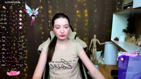 Snapshot of fairy_m00n chatting on December 26, 2:59 pm Kate online show from December 26, 2:59 pm