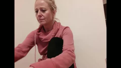 Fairy NightMary online show from January 5, 6:00 pm