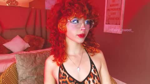 Snapshot of fairy_sweet_ chatting on December 3, 8:40 pm FAIRY online show from December 3, 8:40 pm