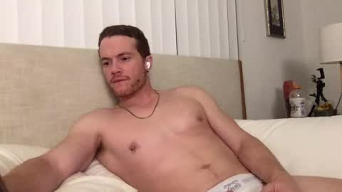 Snapshot of fairybae5 chatting on December 16, 2:25 am Travis online show from December 16, 2:25 am