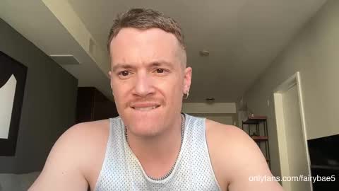 Travis online show from November 9, 11:03 pm