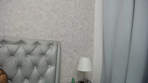 Snapshot of faith_hill chatting on December 17, 6:09 pm Faith online show from December 17, 6:09 pm