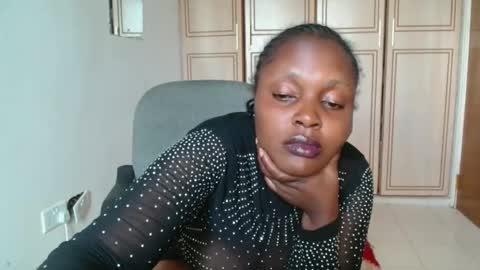 raysa4421 online show from April 5, 7:49 am