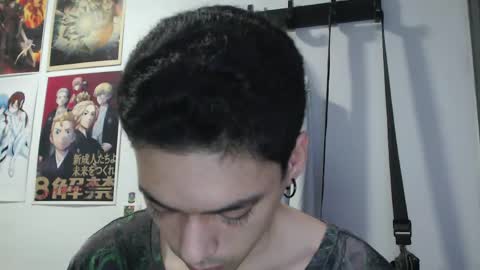 fall_dutt online show from April 19, 6:02 am