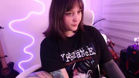 Snapshot of fallenag__ chatting on September 17, 1:51 am OF fallenag 1 online show from September 17, 1:51 am