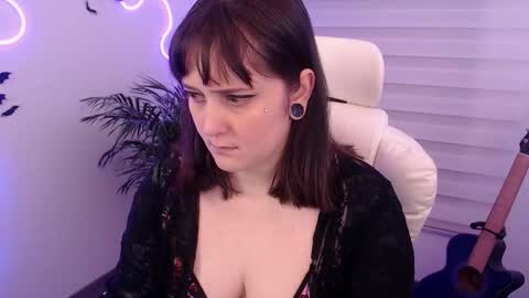 Snapshot of fallenag__ chatting on November 21, 12:54 am OF fallenag 1 online show from November 21, 12:54 am